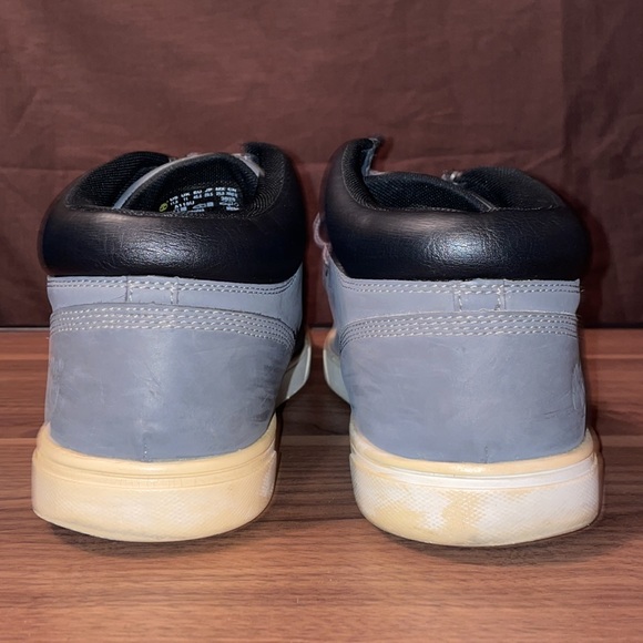 Size 11.5 • Timberland Groveton Moc-Toe Chukka Boot • Gray Leather • A115U • - Picture 8 of 16